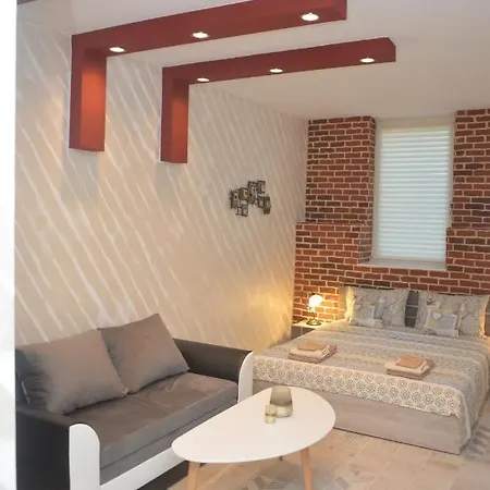 Апартаменты Ifm Boutique *